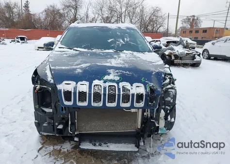 2018 Jeep Cherokee Latitude Plus 4X4 from USA, damaged, VIN 1C4PJMLX6JD523013